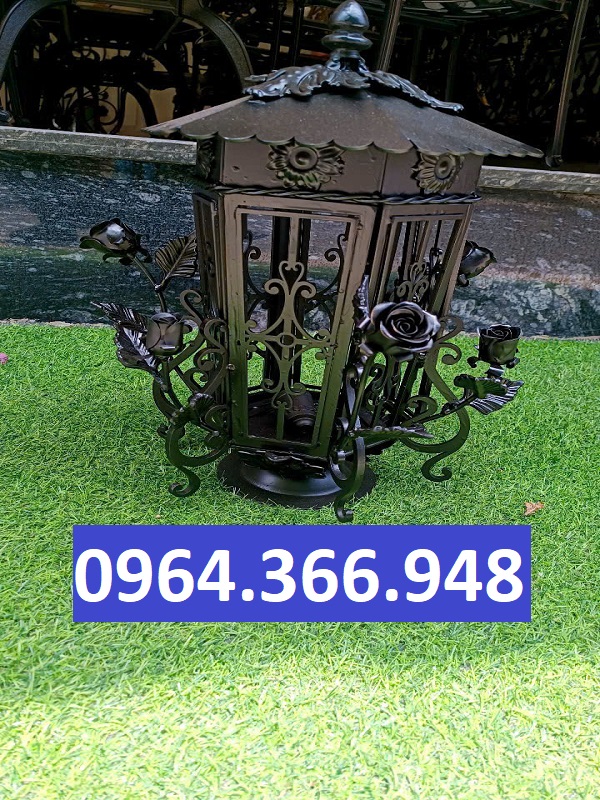Địa chỉ bán hoa hồng sắt trang trí cho cổng, lan can