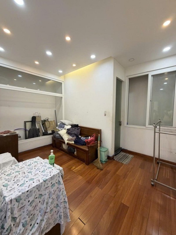 Bán nhà Mặt tiền Đoàn Giỏi - giao Bờ Bao Tân Thắng, Aeon Maill, 4,5x16m, 4 T - 5PN, 10,5 Tỷ.