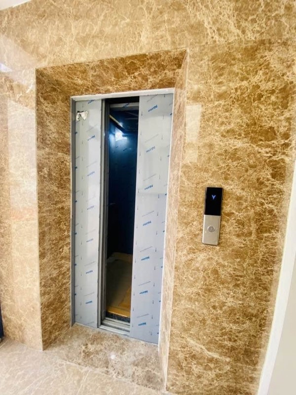 Bán nhà mặt phố Bùi Thị Xuân, 130m2, 10 tầng và 1 hầm thang máy, mặt tiền 6.5m, 117.5 tỉ