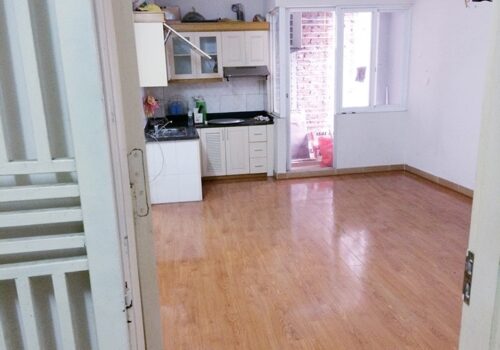 Nhà mình bán căn hộ CCMN P.503 (có sổ đỏ chung toà nhà) trong ngõ 402/90 đường Mỹ Đình, p Nam Từ