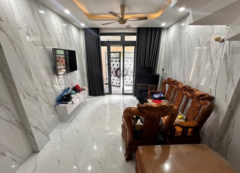 Bán nhà 4 tầng 52m2 đường Số 7, Tam Bình, Thủ Đức, TP HCM, sổ hồng riêng, giá 6,38 tỷ.