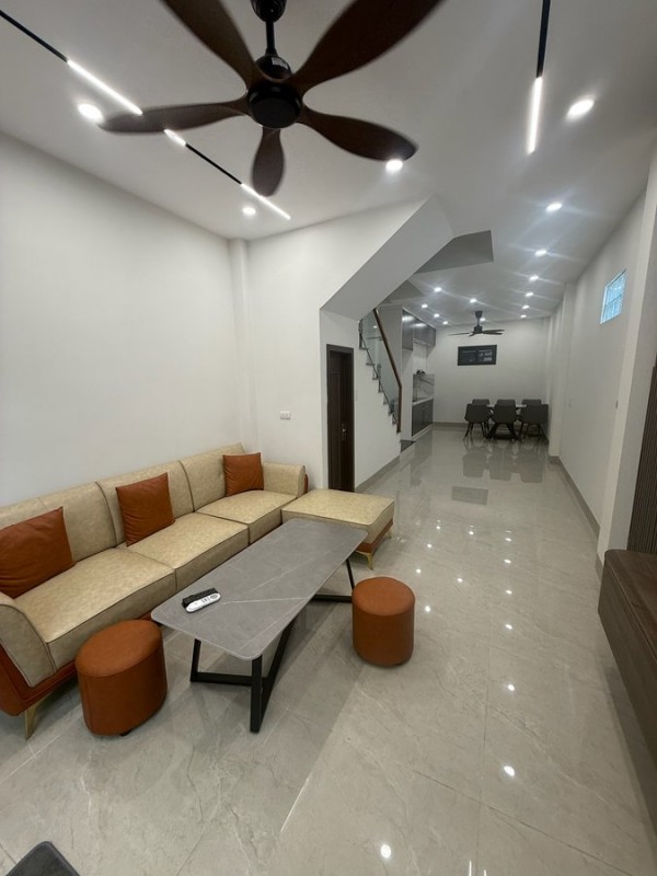Nhà đẹp Vũ Xuân Thiều, 51m2 full nội thất nhỉnh 7 tỷ