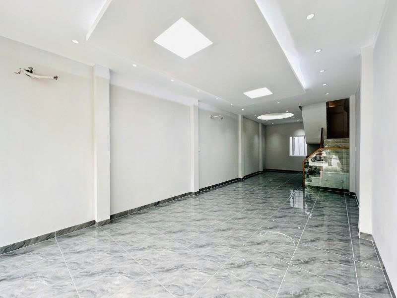 Bán nhà Mặt tiền Dương Quảng Hàm - giao Nguyễn Thái Sơn, 4x14m, 4 Tầng,  chỉ 16,7 Tỷ.