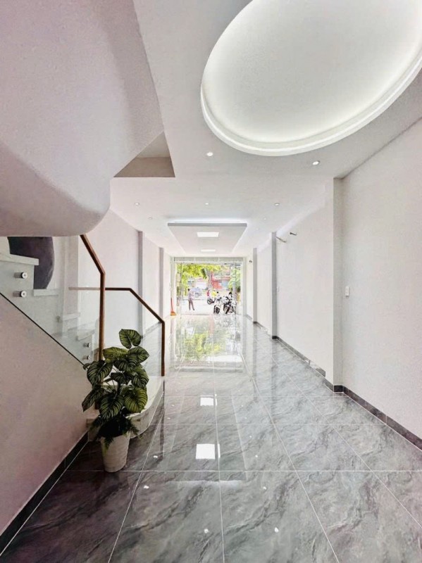 Bán nhà Mặt tiền Dương Quảng Hàm - giao Nguyễn Thái Sơn, 4x14m, 4 Tầng,  chỉ 16,7 Tỷ.