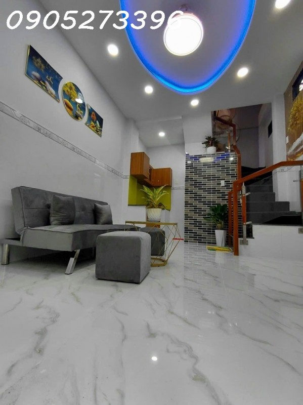 GẤP BÁN - GIÁ TỐT - NHÀ ĐẸP Ở NGAY - 3 TẦNG - GẦN MẶT TIỀN - HẺM XE HƠI ĐỖ CỬA - CHỈ 4.5 TỶ