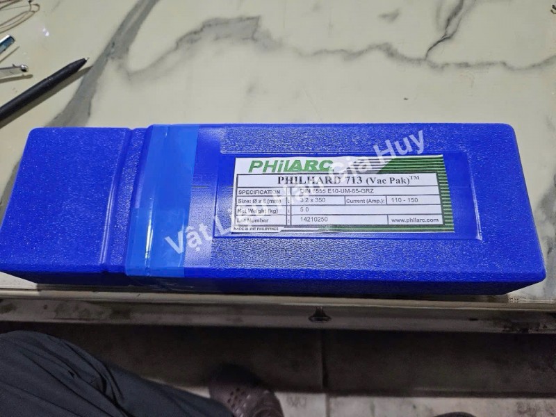 Que hàn chống mài mòn PHILHARD 713