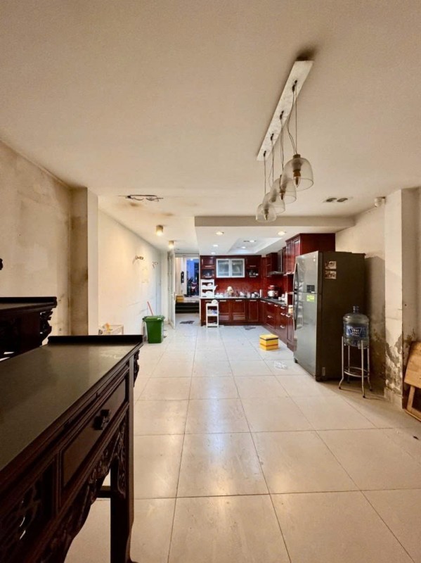 Bán nhà Mặt tiền Lũy Bán Bích - gần Vườn Lài, 4,4x24m, 6T - 6 PN, 1 Đời chủ, chỉ 19,8 tỷ.