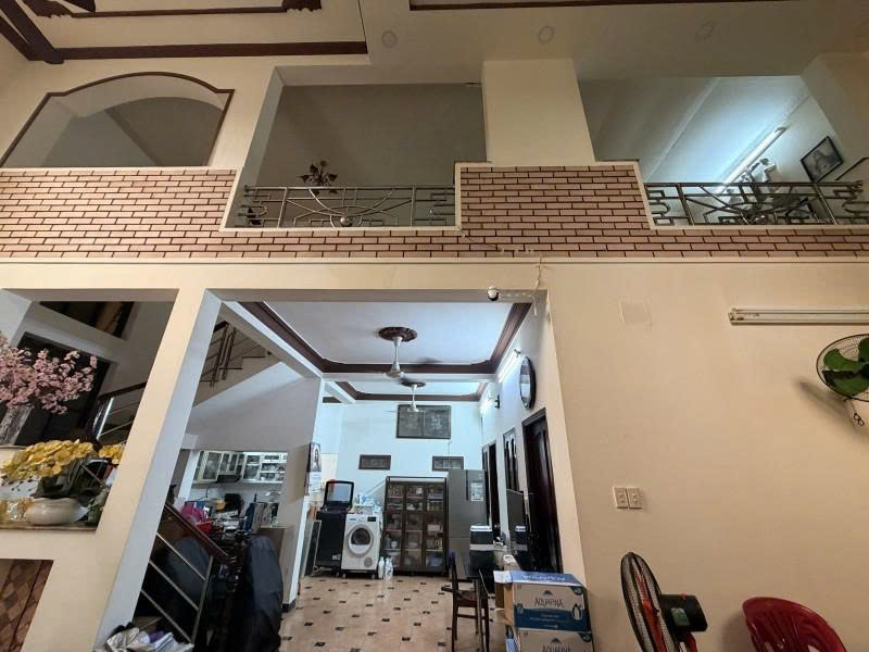 Bán nhà 2  Mặt tiền Bàu Cát ( Bàu cát đôi) - giao Đồng Đen, 14x26m, 2 tầng, 1 đời chủ, 89,9 Tỷ.