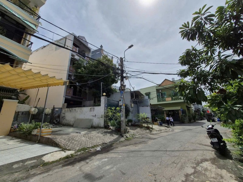 Bán Đất - hẻm 10m Lý Thánh Tông - giao Lũy Bán Bích, 4x22m, Sổ A4, GPXD 6 Tầng, hạ 8,9 Tỷ.