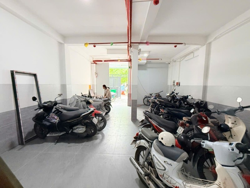 Bán nhà 120m2, 6 tầng, mặt tiền đường 475, Phước Long B, Q9, Thủ Đức, TP HCM. Giá 17.7 tỷ.