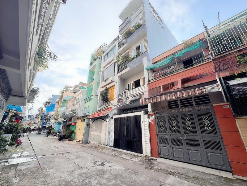 HIẾM NHÀ BÁN - HXH 8M Đ.NGUYỄN THIỆN THUẬT, QUẬN 3 - VỊ TRÍ KINH DOANH SẦM UẤT BẬC NHẤT TẠI CUNG
