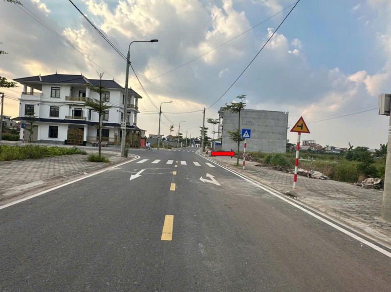 CHÍNH CHỦ BÁN 100M² ĐẤT KĐT XỐI TÂY NAM ĐỊNH – MT 5,54M – ĐƯỜNG 10M + VỈA HÈ 4M - GIÁ 2 TỶ XXX