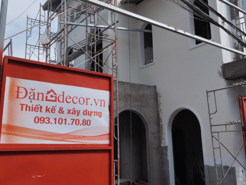 Kỹ Thuật Đục Cắt Tường & Đi Ống Gen Điện Âm Chuẩn Tại Tú Villa Vũng Tàu