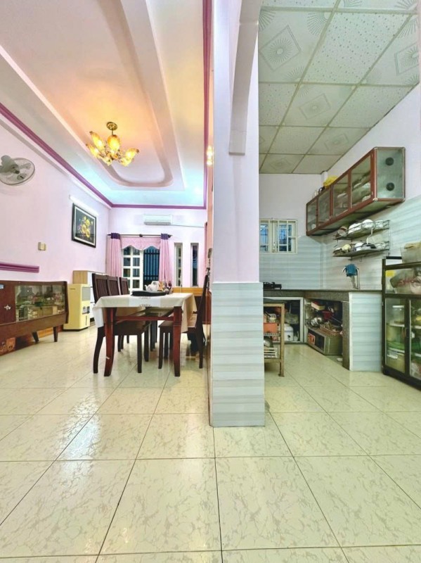 Bán nhà Lô góc Hẻm 5m Quang Trung - gần Chợ Hạnh Thông Tây, 10x10,5m, 2 Tầng, 9,9 Tỷ.