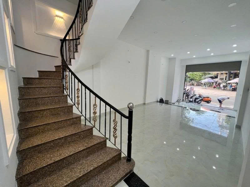 Bán nhà Mặt tiền Gò Dầu - gần Bình Long , 4x17m - 2 Tầng, Sổ A4, Quy hoạch Đất ở, 12,4 Tỷ.