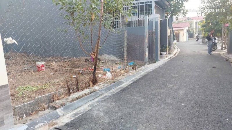 HẠ GIÁ TỐI ĐA NHẤT.từ 7.75 tỷ còn...
Chủ cần ra gấp 134m2, mt6.5m, ô tô thông, 6.75 tỷ, Nam Hồng,