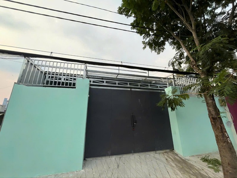 HOT – XƯỞNG 400M² BÀ ĐIỂM – ĐƯỜNG CONTAINER – CHỈ 24TR/THÁNG!