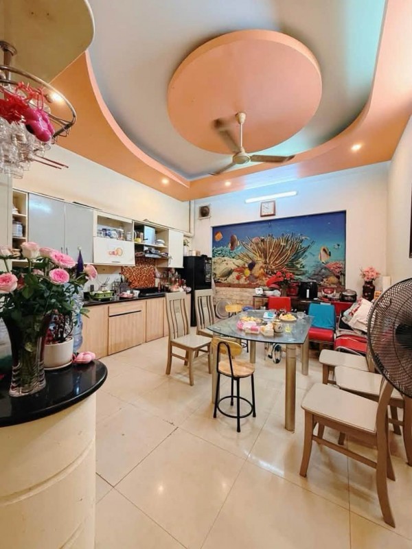 Bán nhà phố cổ Hàng Bông 45m², 6 tầng, mặt tiền 4m, giá 19,4 tỉ, xách vali vào ở luôn