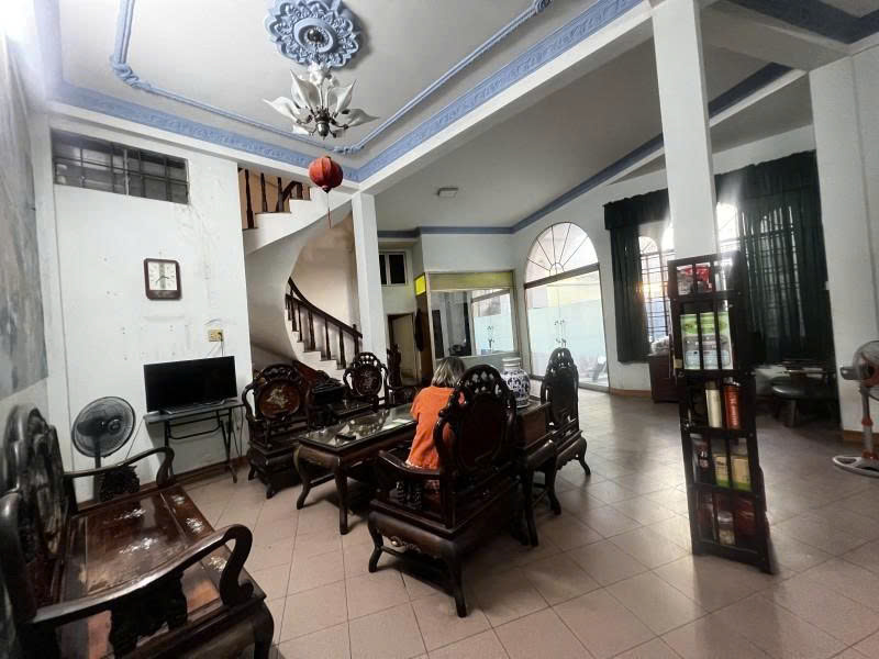 Bán nhà Mặt tiền Bùi Văn Thêm -  Nguyễn Kiệm, ngay CV Gia Định, 7,1x17m, 4 Tầng,  22,9 tỷ.