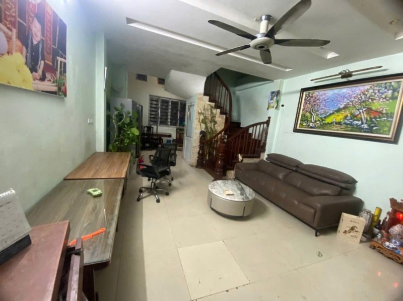 Bán nhà Nguyễn Văn Cừ- Gia Thụy- Dân Xây- căn góc -Ô tô-46m 4 tầng hơn 8 tỷ(TL)