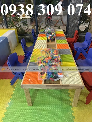 Bàn xếp lego trẻ em, bàn chơi lego cho bé , bàn lego xếp hình cho trẻ em