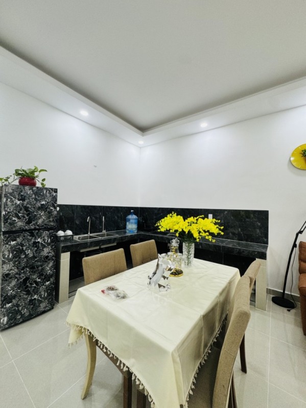 Bán nhà cấp 4, 83m2,  đường Trương Văn Hải, Tăng Nhơn Phú B, Q9. Thủ Đức, TP HCM. Giá 5.29  tỷ.