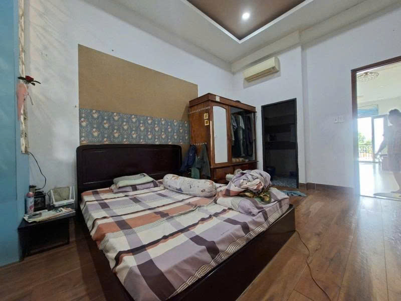 Bán nhà Mặt tiền Nguyễn Văn Công - gần Chợ Tân SƠn Nhất, 9,3x40m, 2 Tầng, 1 chủ, 45 Tỷ