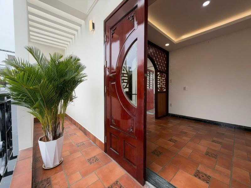Bán nhà mới - Biệt thự MINI Nguyễn Văn Khối ( Cây Trâm cũ), 5,8x9m, 5 Tầng - 4PN, 7,75 Tỷ.