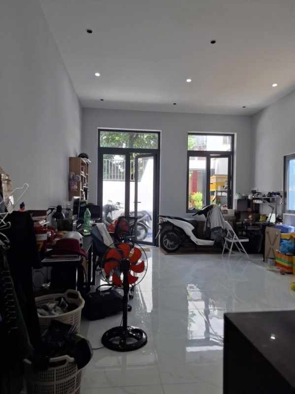 Bán nhà 100m2, cấp 4, Lê Văn Việt, Phường Tăng Nhơn Phú B, Q9. Thủ Đức, TP HCM.  Giá 4.58 tỷ.