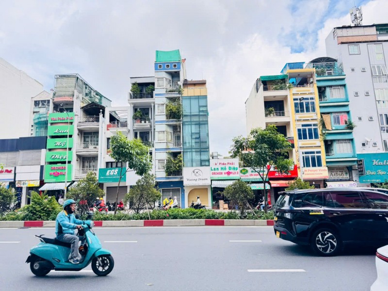 QUẬN 1: CHÍNH CHỦ 0938676685 BÁN NHÀ 5 TẦNG MỚI MẶT TIỀN 2 CHIỀU ĐIỆN BIÊN PHỦ- NGAY VÒNG XOAY