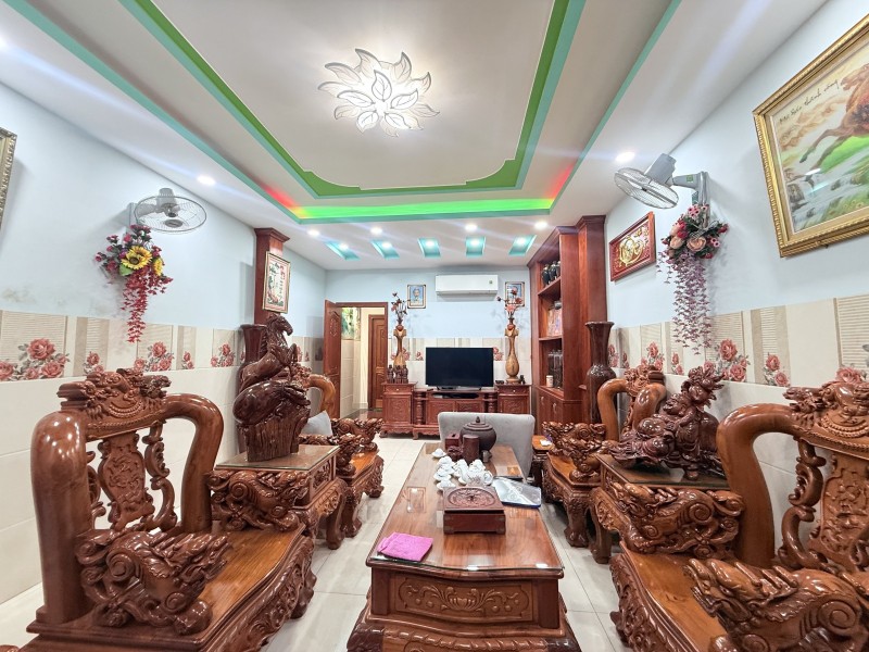 Bán nhà 5 tầng đường Gò Dưa, Tam Bình, Thủ Đức, TP HCM. DT  92m2. Giá 11.48 tỷ, Sổ hồng riêng.