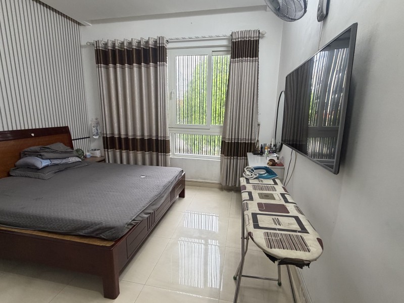 Bán nhà 2 mặt tiền Mai Thúc Lân Đà Nẵng, 137.2m2, ngang 8m, giá 38 tỷ