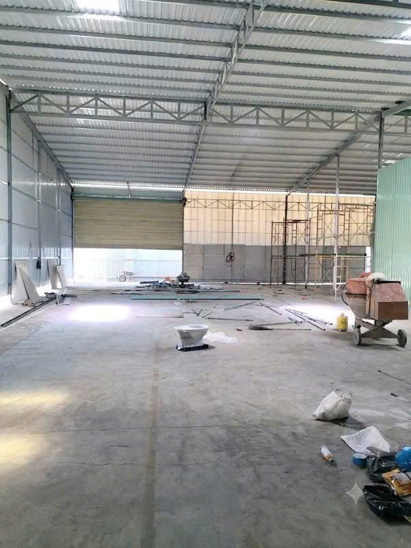 CHO THUÊ 29TR/THÁNG – XƯỞNG 1.000M² ĐƯỜNG CONTAINER HÓC MÔN