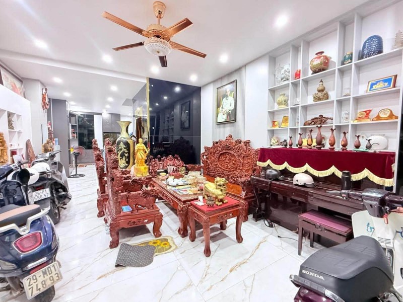 Bán nhà mặt phố Dương Văn Bé, 70m2, 8 tầng thang máy, mặt tiền 6m, 46 tỉ, kinh doanh đỉnh