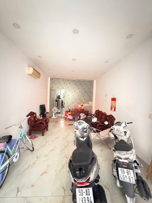 Bán nhà 3 tầng, 64m2,  đường 882, Phú Hữu, Q9, Thủ Đức, TP HCM, sổ hồng riêng. Giá 6,98 tỷ.