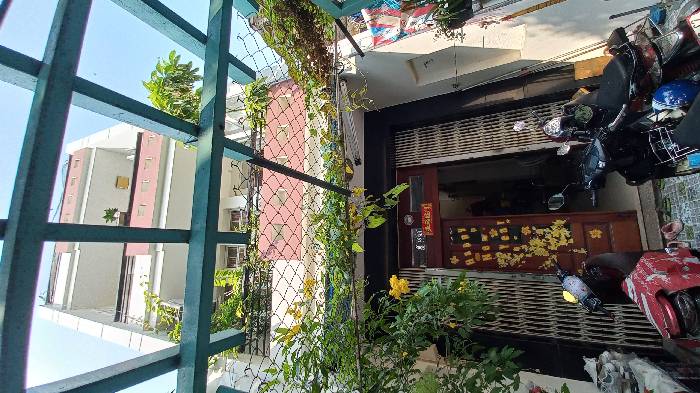 Bán nhà Quận 7 - Nguyễn Văn Quỳ 80m2 5PN - Hẻm xe hơi thông, Mới ở Ngay - chỉ 9.8 tỷ