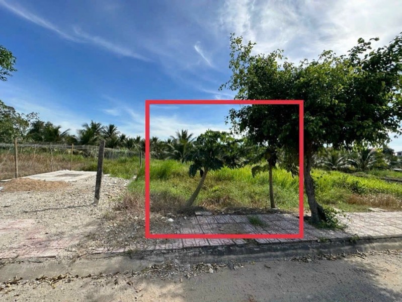Kẹt tiền bán gấp đất thành phố Mỹ Tho full thổ cư 100m2 (5x21)m.