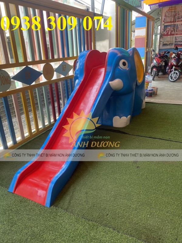 Cầu trượt con voi composite mầm non, cầu trượt con voi nhựa Composte