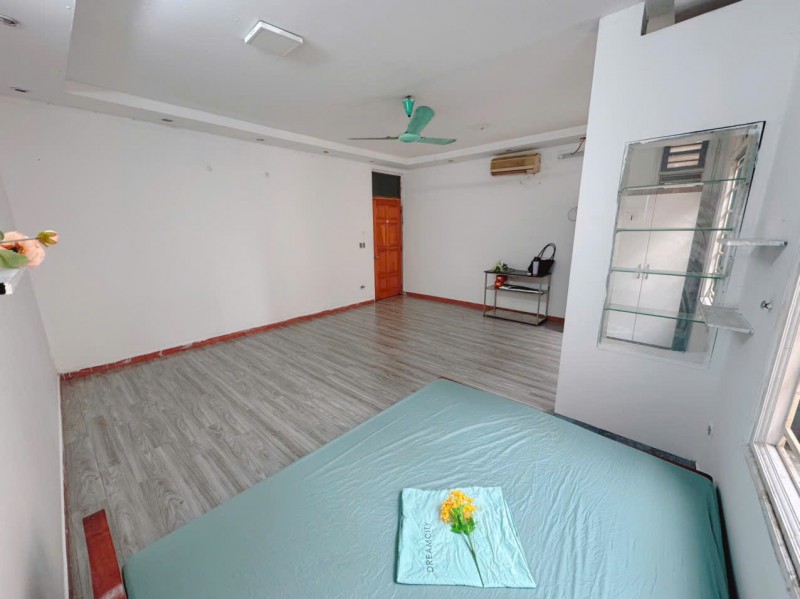 Cho Thuê Ccmn 30m Full đồ đẹp thoáng ngõ 219 Nguyễn Ngọc Vũ, Phường Yên Hòa
