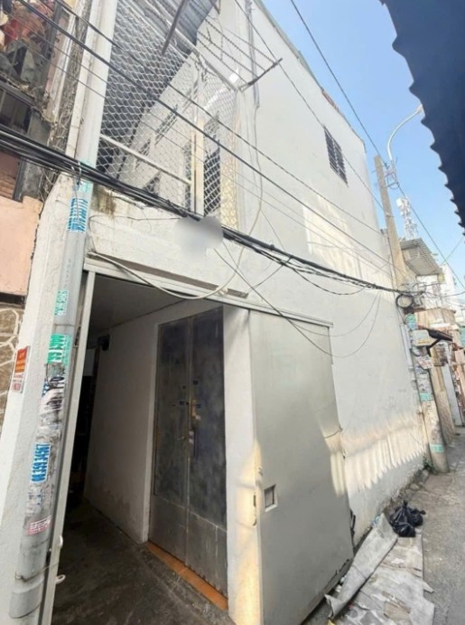 Bán dãy 4 phòng trọ Lâm Văn Bền, thu nhập 8 triệu-tháng, giá chỉ 5,4 tỷ, gần chợ và trường học