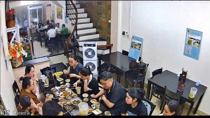 CHÍNH CHỦ CẦN SANG NHƯỢNG QUÁN ĂN TẠI THÁI HÀ –  HÀ NỘI , GẦN RẠP CHIẾU PHIM QUỐC GIA