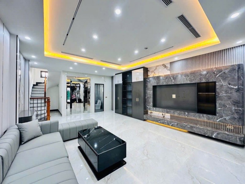 Bán nhà đẹp Ngọc THụy gần mipec ,gara thang máy-41m*7 tầng nhỉnh 11 tỷ(TL)