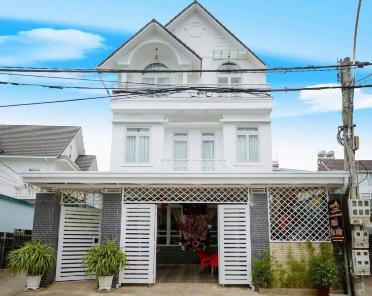 Cho thuê villa 7 phòng ngủ full nội thất cao cấp giá 27 triệu đường Xô Viết Nghệ Tĩnh Đà Lạt Lâm