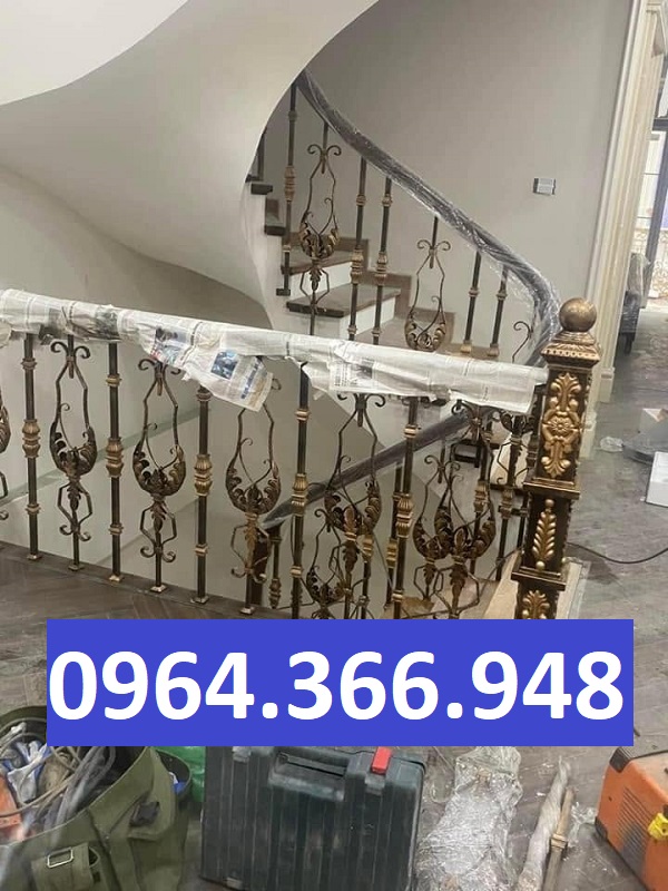 Thi công lắp đặt cầu thang sắt mỹ thuật theo mẫu riêng