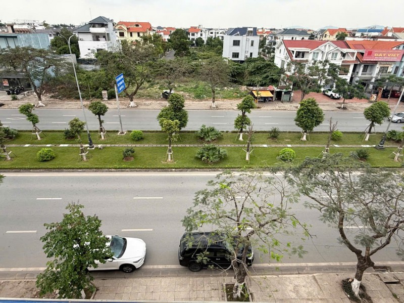 BÁN BIỆT THỰ MẶT ĐƯỜNG PHẠM VĂN ĐỒNG – GẦN CẦU RÀO 2, HẢI PHÒNG