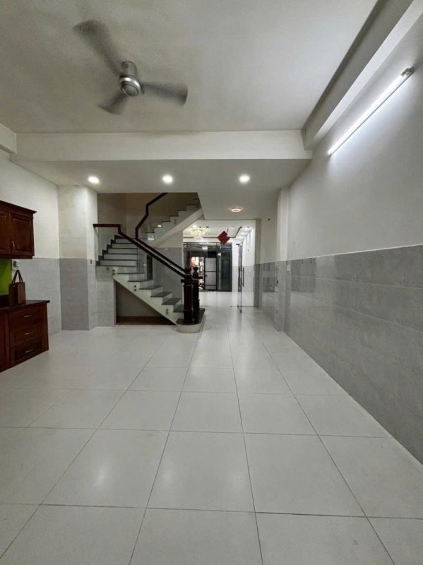 Bán nhà Hẻm 4m Gò Dầu - gần ngã tư Tân QUý, 5x17m, 4 Tầng, 5PN, Sổ A4, chỉ 7,9 Tỷ.