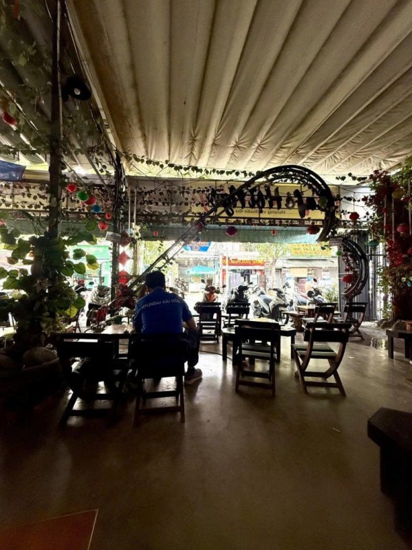 Bán nhà Mặt tiền Phạm Văn Bạch, gần Tân Sơn, 7x20,5m, Cấp 4 - GPXD 9 Tầng,  18,5  tỷ.