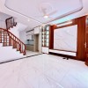 Nhà 5 tầng Long Biên, 35m², 4PN, 5.7 tỷ, sổ đỏ