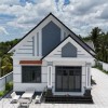 NHÀ SIÊU ĐẸP - VỊ TRÍ ĐẮC ĐỊA - Cần Bán Nhà Mái Thái Sân Vườn, Phường Phú Tân, TP Bến Tre