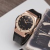 Đánh giá đồng hồ vàng khối 18k: Sang trọng có bền lâu?